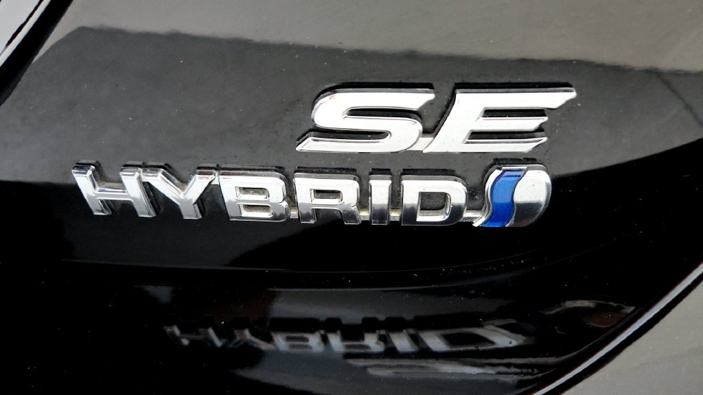 Certified 2024 Toyota Camry SE FWD image 13