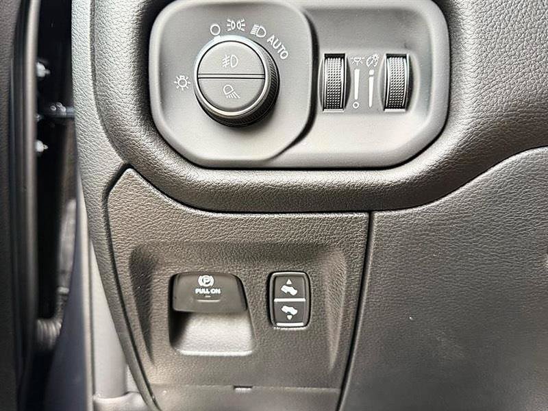 Used 2026 RAM 1500 Lone Star AWD/4WD image 43