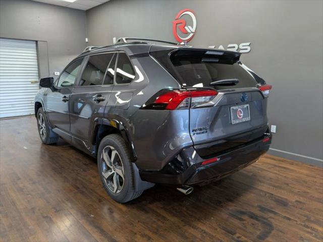 Used 2022 Toyota RAV4 SE image 8