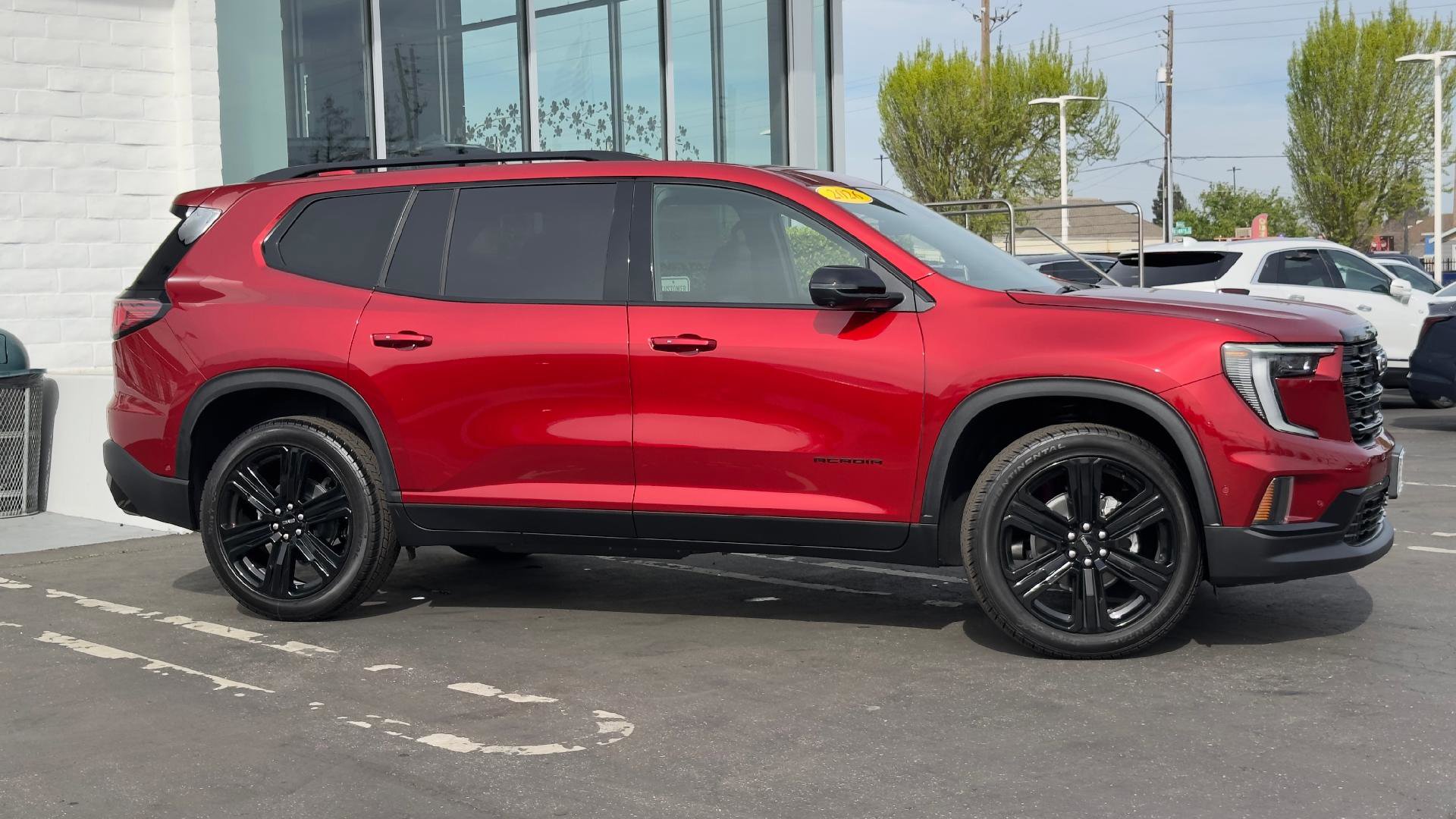 New 2026 GMC Acadia Elevation w/ Super Cruise Package image 2