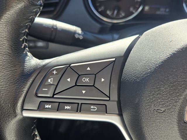 Used 2022 Nissan Rogue Sport SV FWD image 23