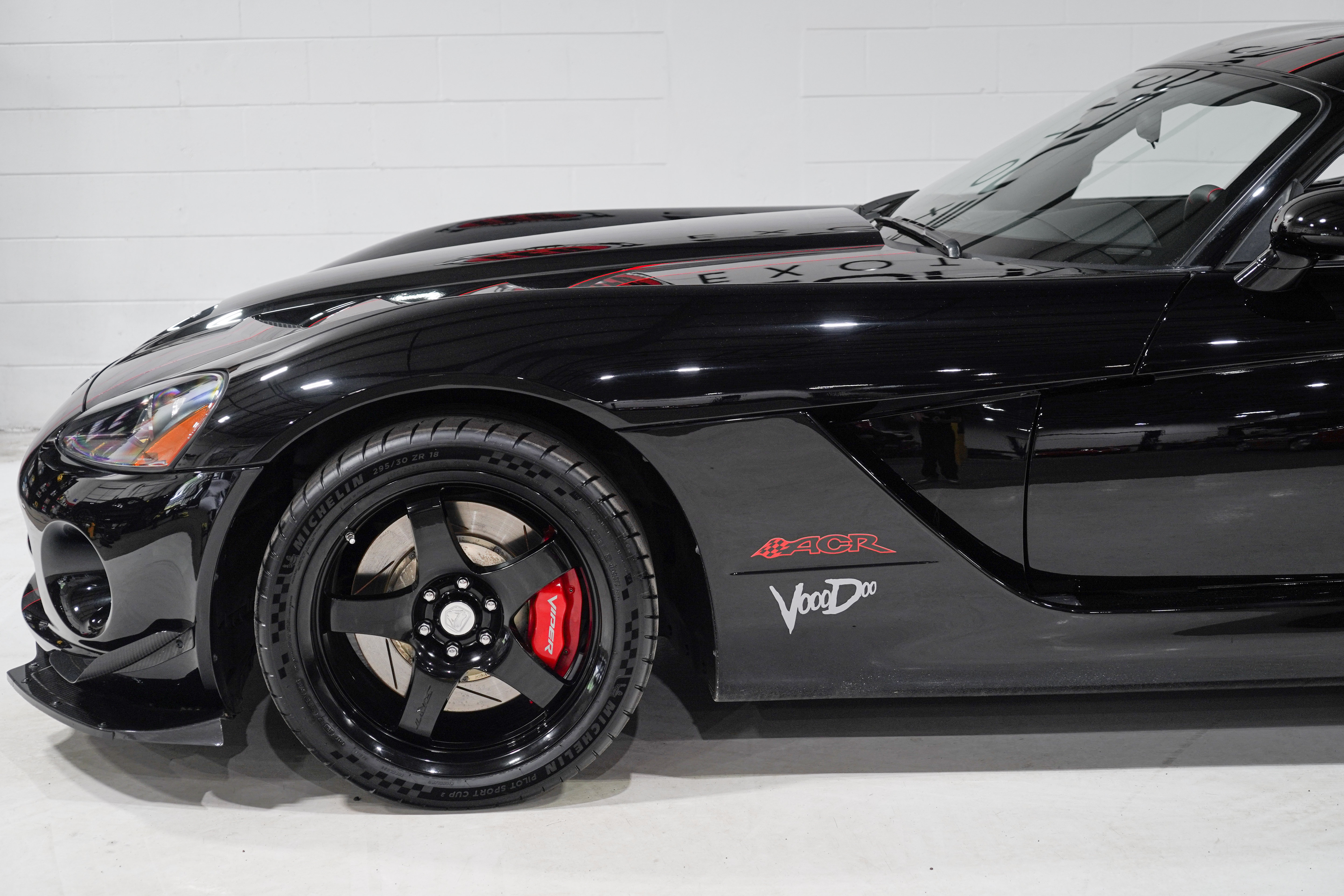 Used 2010 Dodge Viper ACR RWD image 33