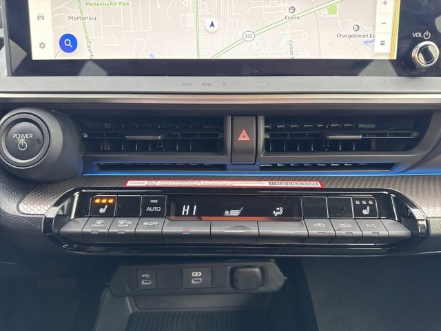 Used 2024 Toyota Prius XLE image 24