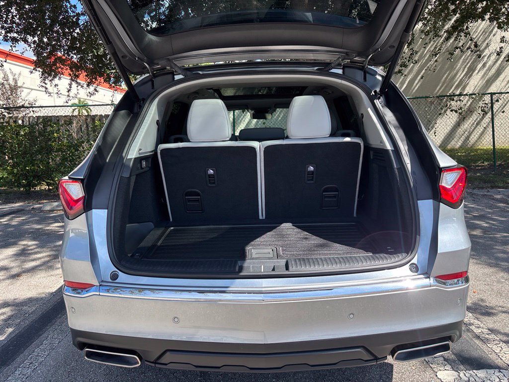 Used 2024 Acura MDX w/ Technology Package FWD image 30