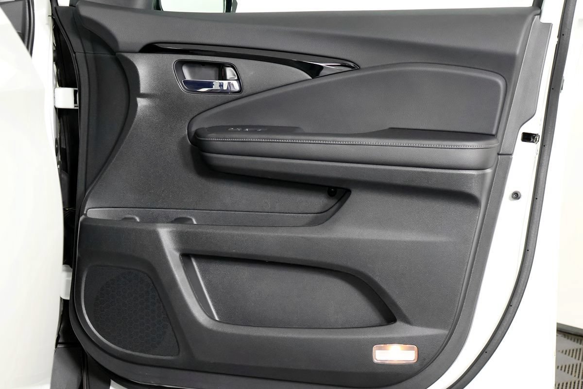 Used 2020 Honda Ridgeline RTL-E image 44