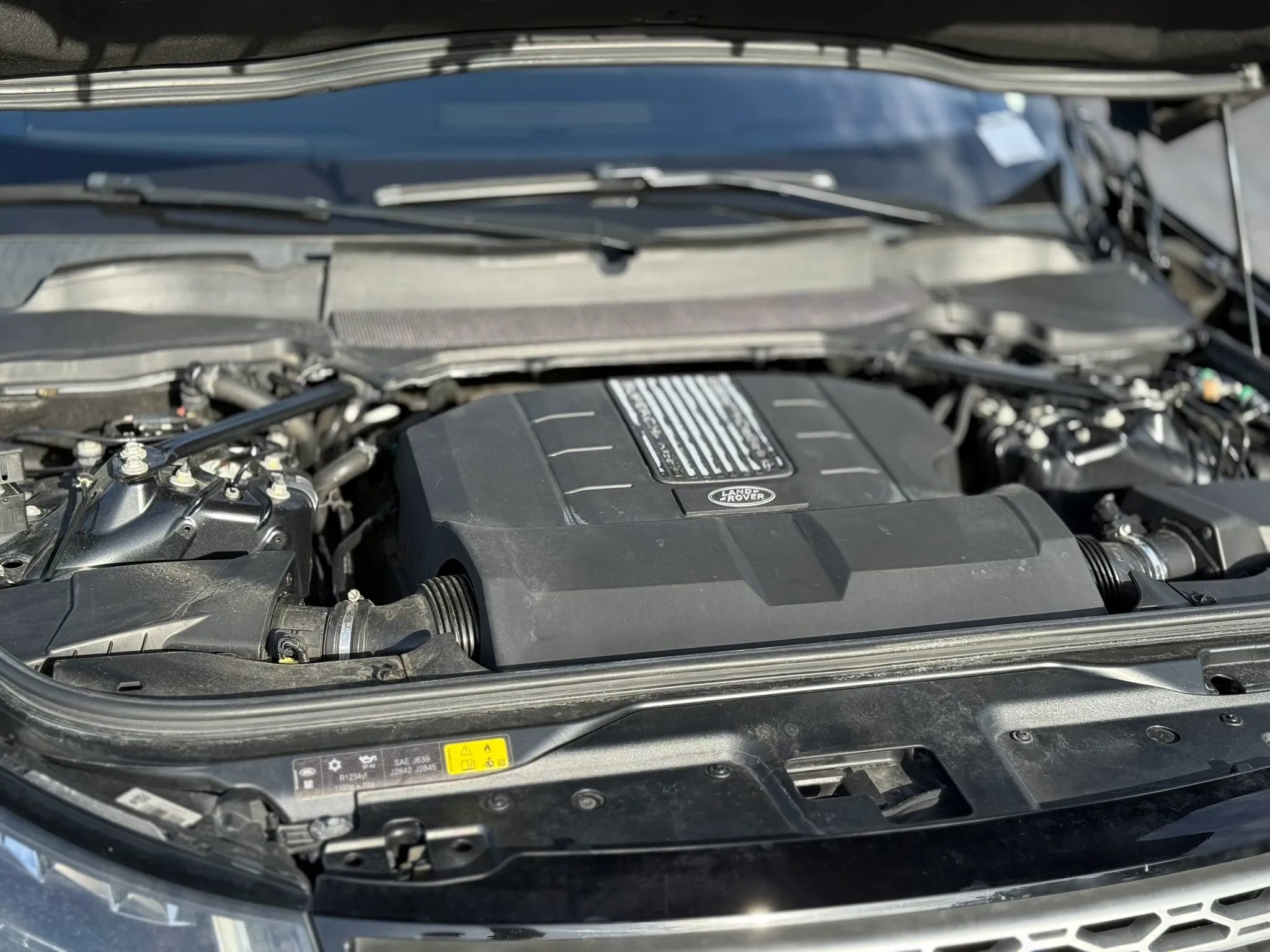 Used 2018 Land Rover Discovery HSE Luxury image 13