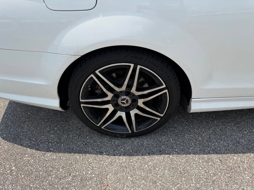 Used 2013 Mercedes-Benz C 250 Coupe image 5