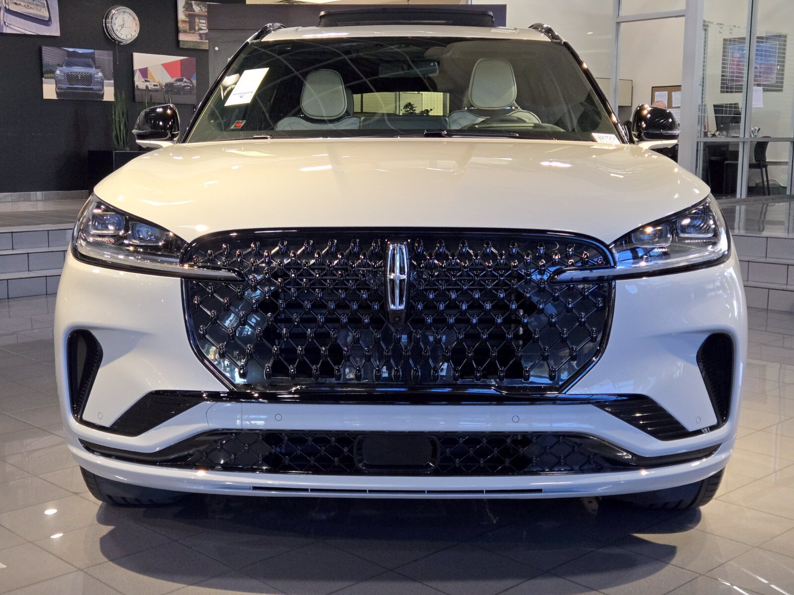 New 2027 Lincoln Aviator Black Label w/ Jet Appearance Package AWD/4WD image 10