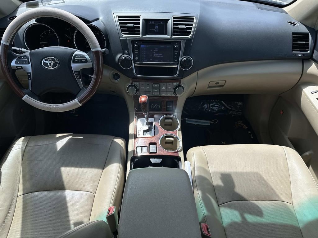 Used 2013 Toyota Highlander Limited AWD/4WD image 14