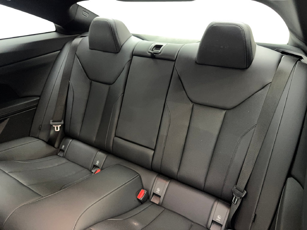 Used 2024 BMW 430i Coupe w/ Premium Package RWD image 36