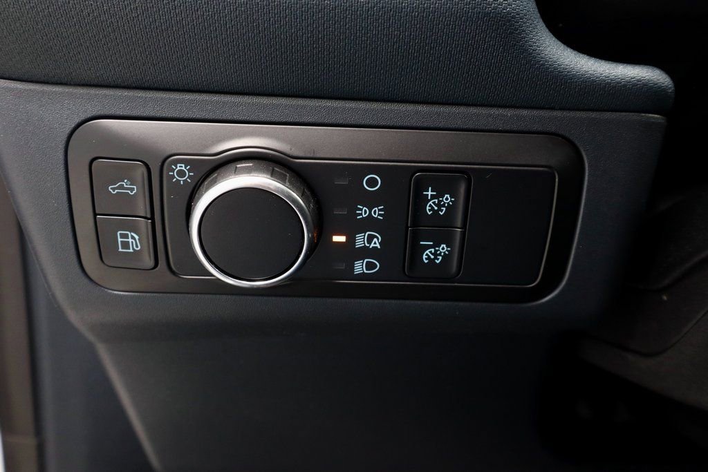 Certified 2024 Ford Maverick XL image 26