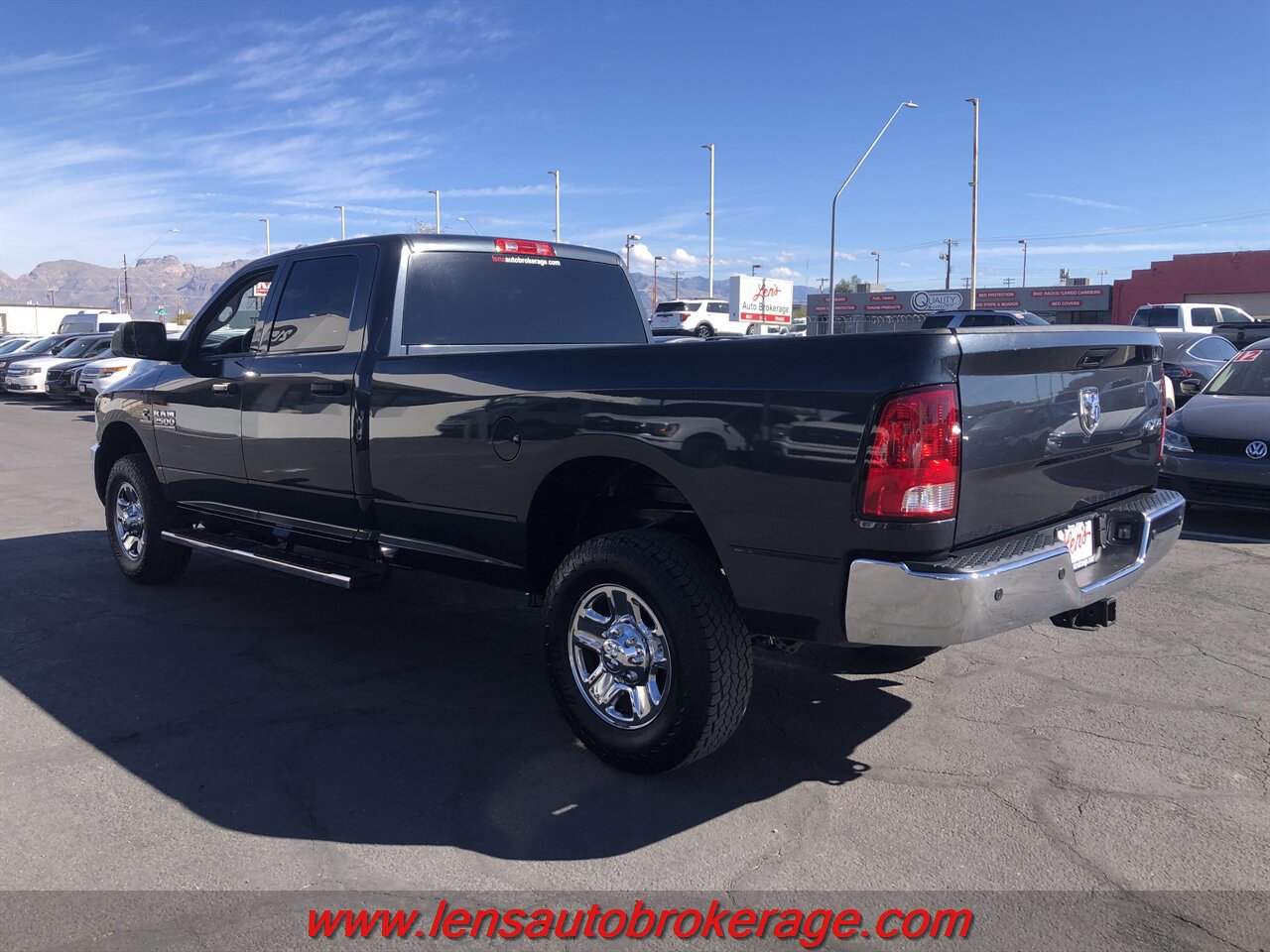 Used 2018 RAM 2500 Tradesman w/ Chrome Appearance Group image 6