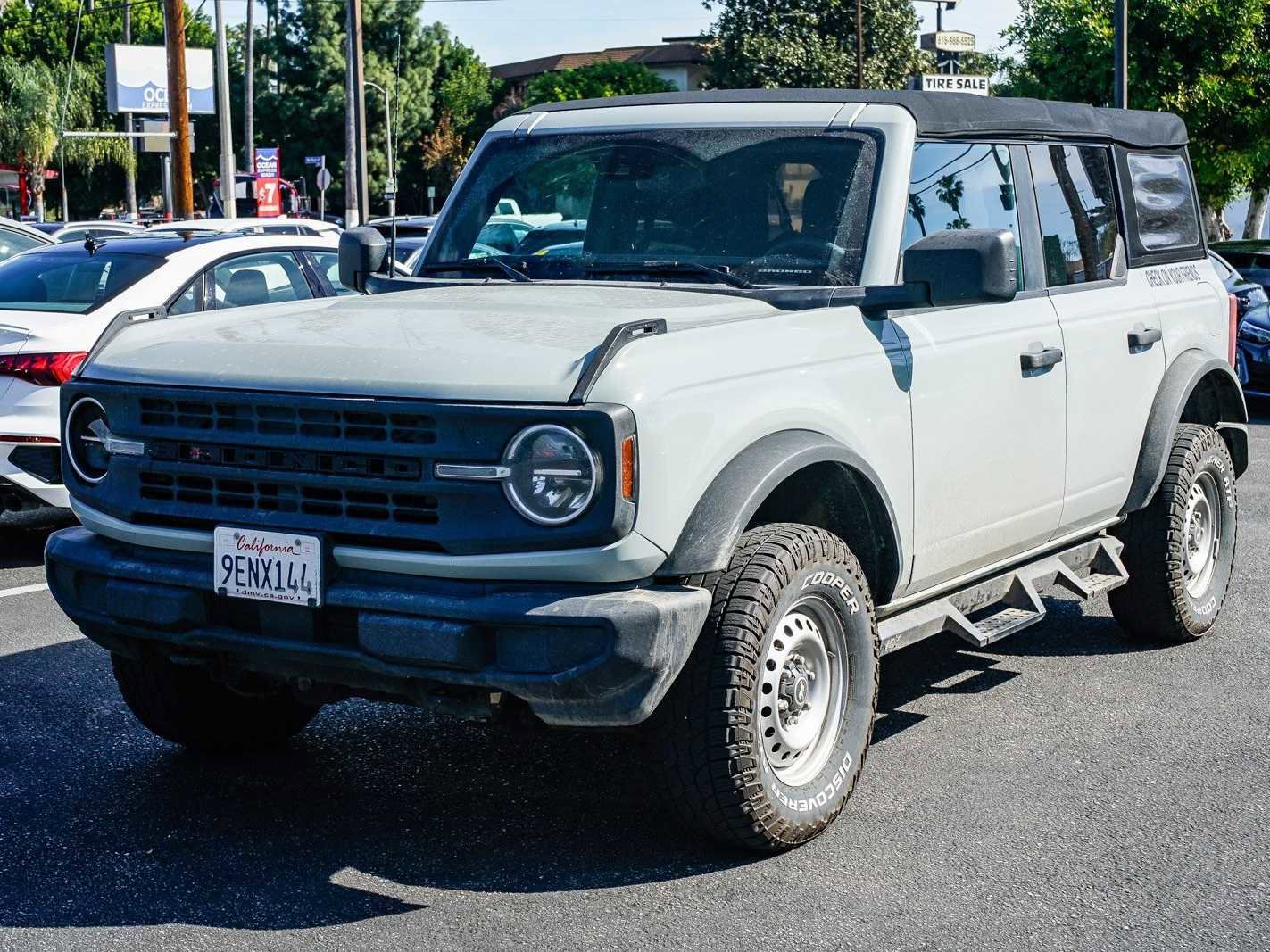 Used 2022 Ford Bronco 4-Door image 1