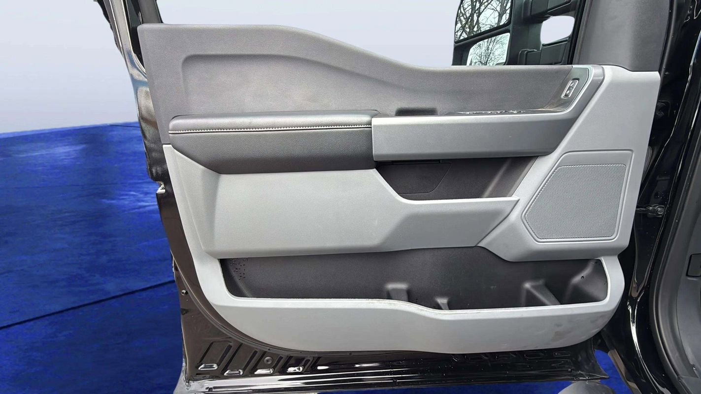 Used 2024 Ford F250 XL w/ STX Appearance Package image 17