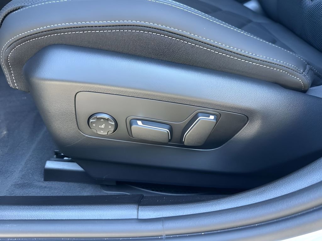 New 2026 BMW 530i w/ Premium Package image 16