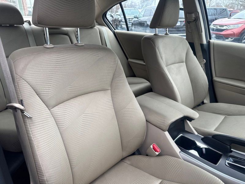 Used 2014 Honda Accord LX image 17