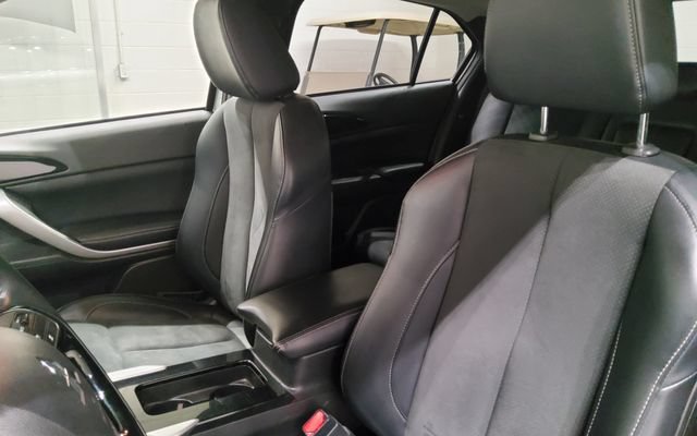 Used 2024 Mitsubishi Eclipse Cross SE AWD/4WD image 15