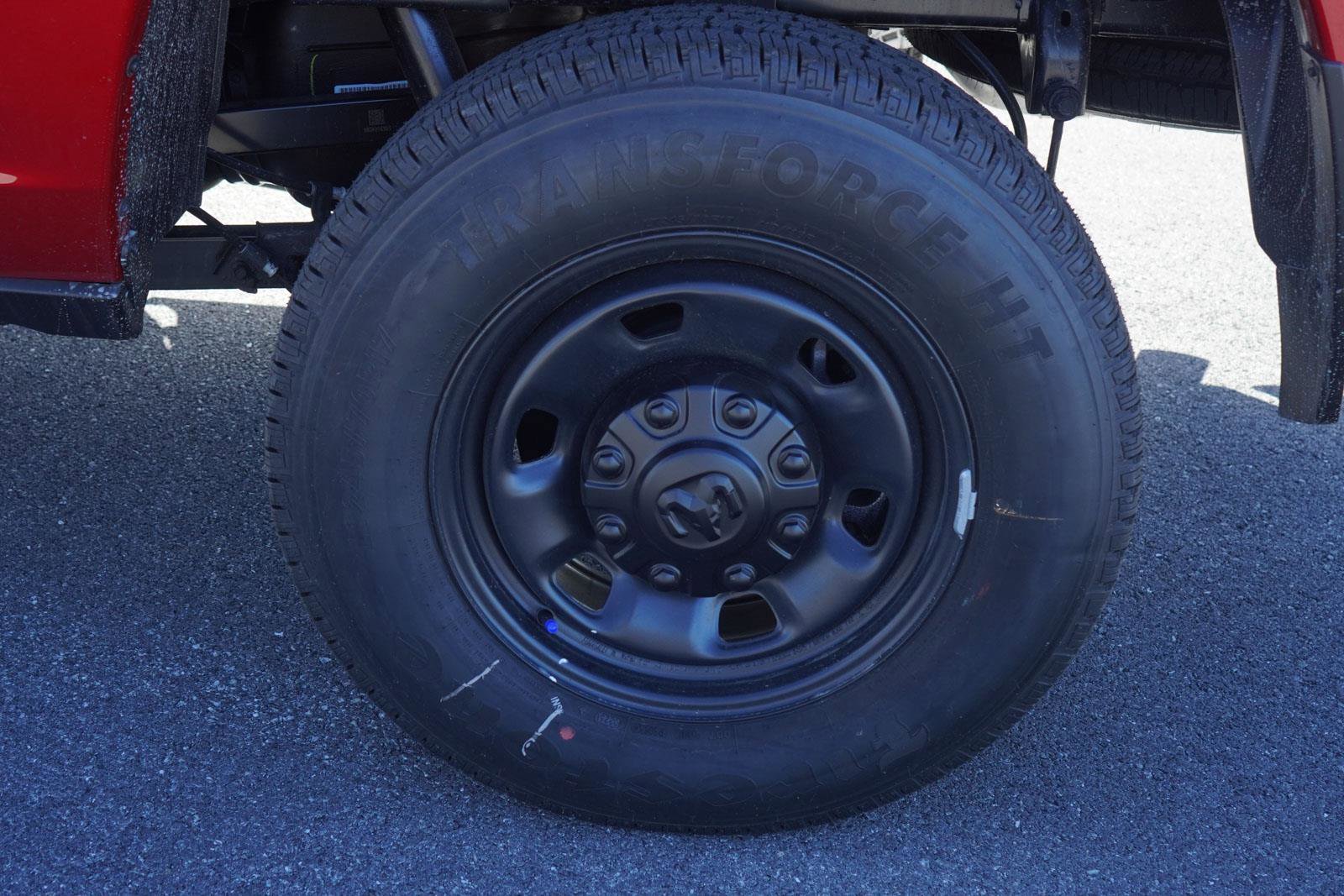 New 2025 RAM 2500 Tradesman AWD/4WD image 32