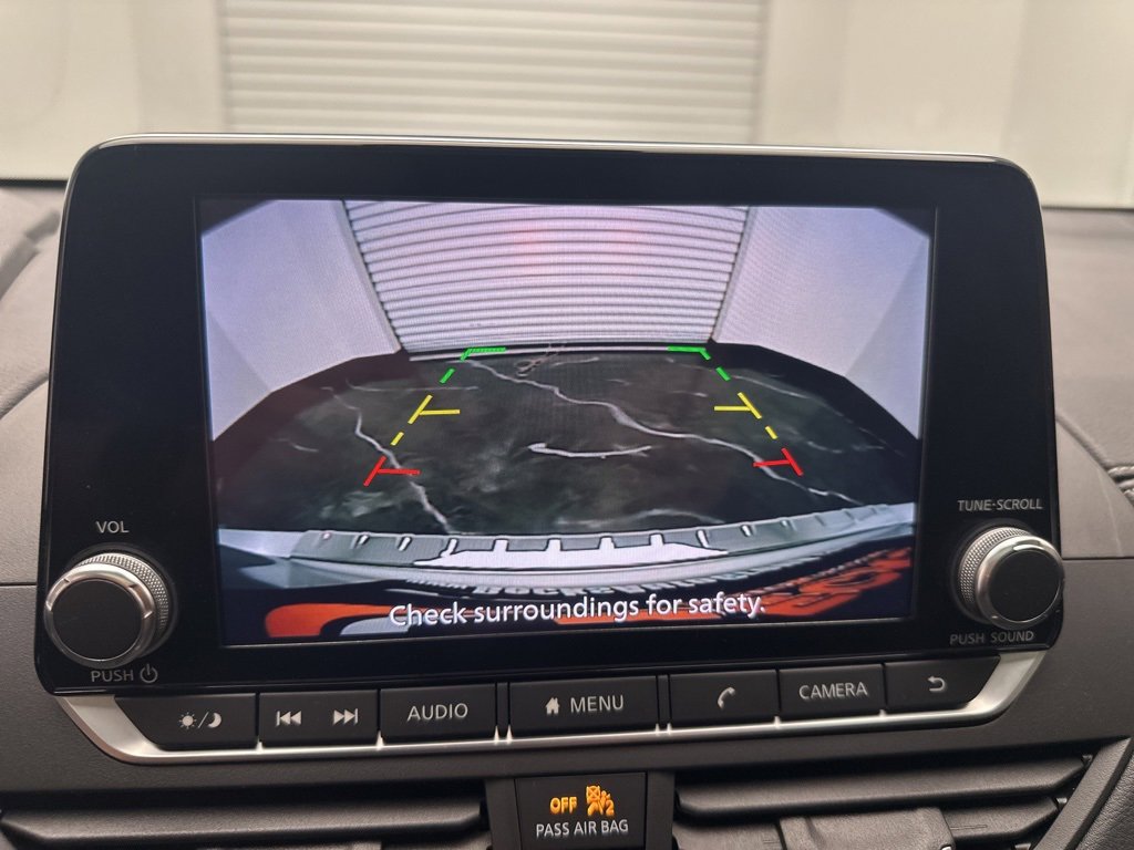 Used 2022 Nissan Altima 2.5 SV w/ SV Premium Package image 22