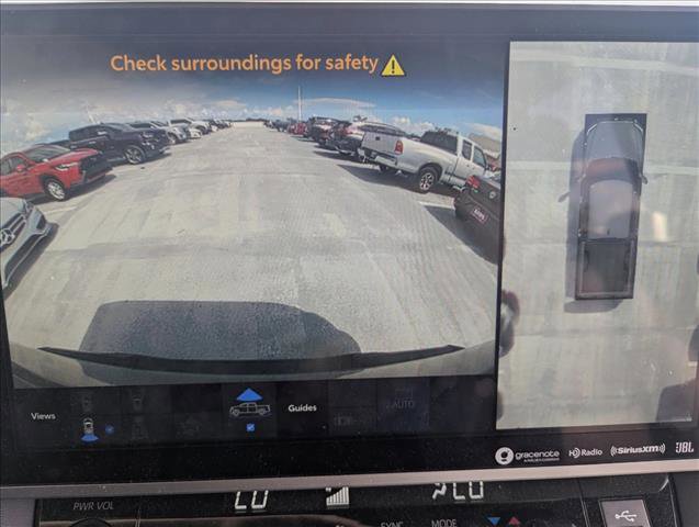 Used 2024 Toyota Tundra Platinum image 10