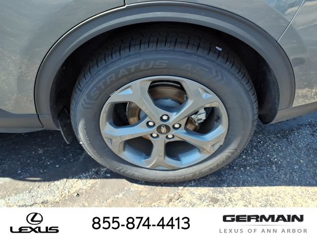 Used 2025 Ford Escape ST-Line FWD image 10