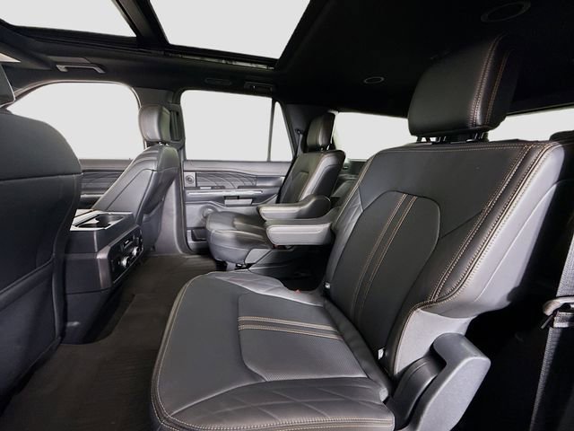 Used 2024 Ford Expedition Max Platinum image 26