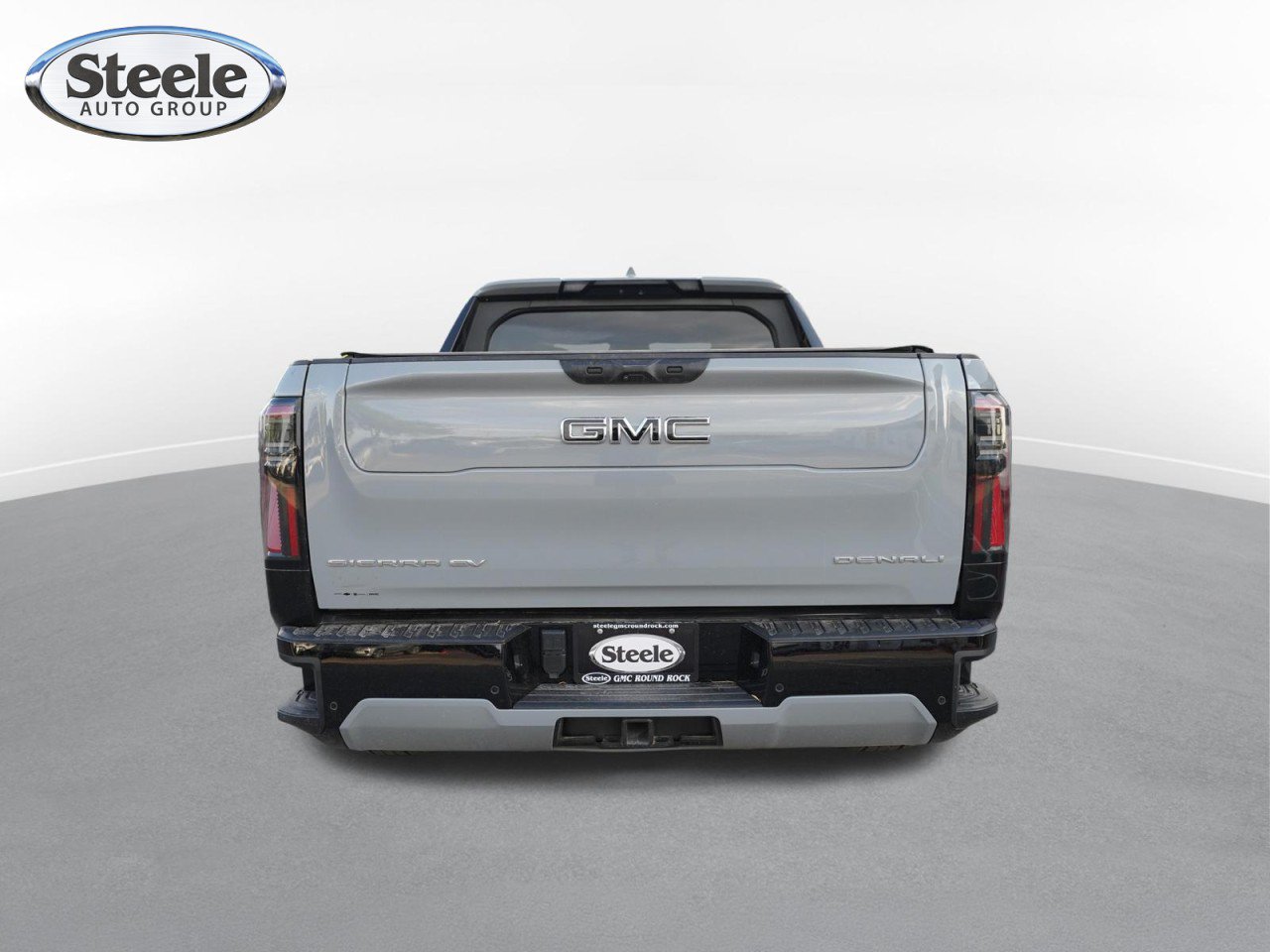 Used 2025 GMC Sierra EV Denali AWD/4WD image 6