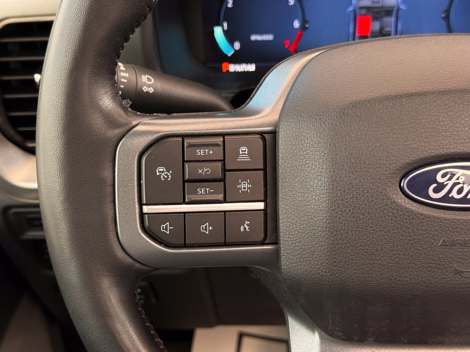 Used 2024 Ford F150 Lariat w/ Equipment Group 502A High AWD/4WD image 36