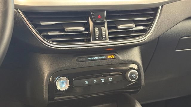 Used 2025 Ford Escape Platinum AWD/4WD image 37