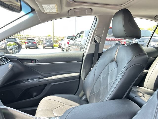 Used 2018 Toyota Camry XLE w/ Audio Package FWD image 29