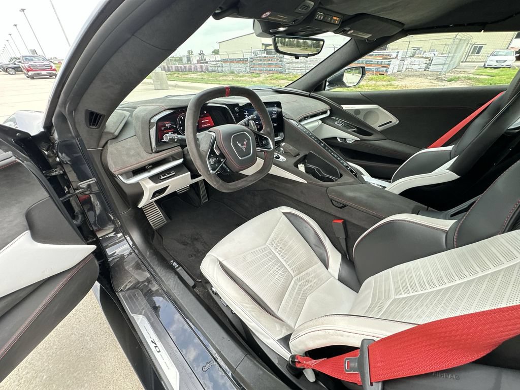 Certified 2023 Chevrolet Corvette Stingray Premium Conv w/ Z51 Performance Package RWD image 10