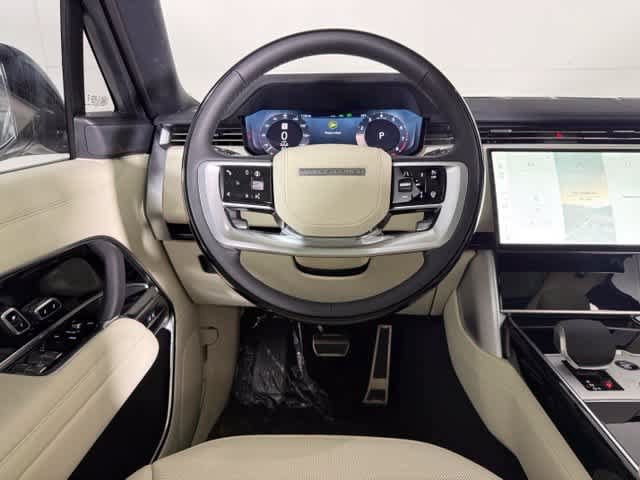 New 2027 Land Rover Range Rover Long Wheelbase SE AWD/4WD image 17