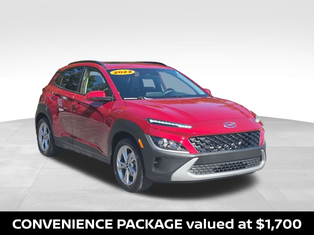 Used 2022 Hyundai Kona SEL w/ Convenience Package FWD image 4