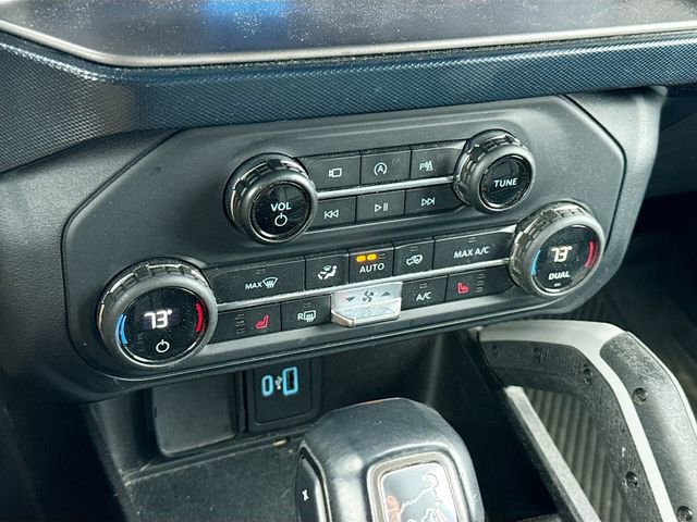 Used 2021 Ford Bronco Outer Banks w/ Sasquatch Package AWD/4WD image 17