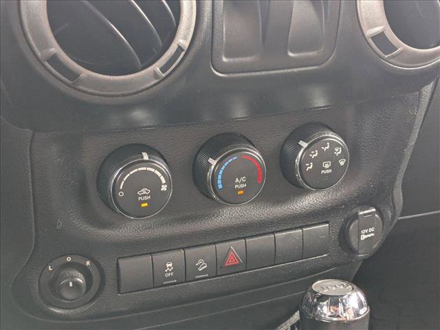 Used 2013 Jeep Wrangler Sport image 13