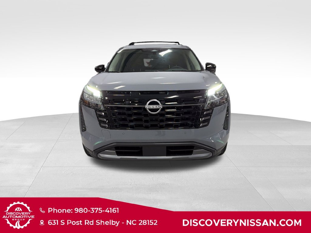 New 2026 Nissan Pathfinder Platinum w/ Accent Package AWD/4WD image 2