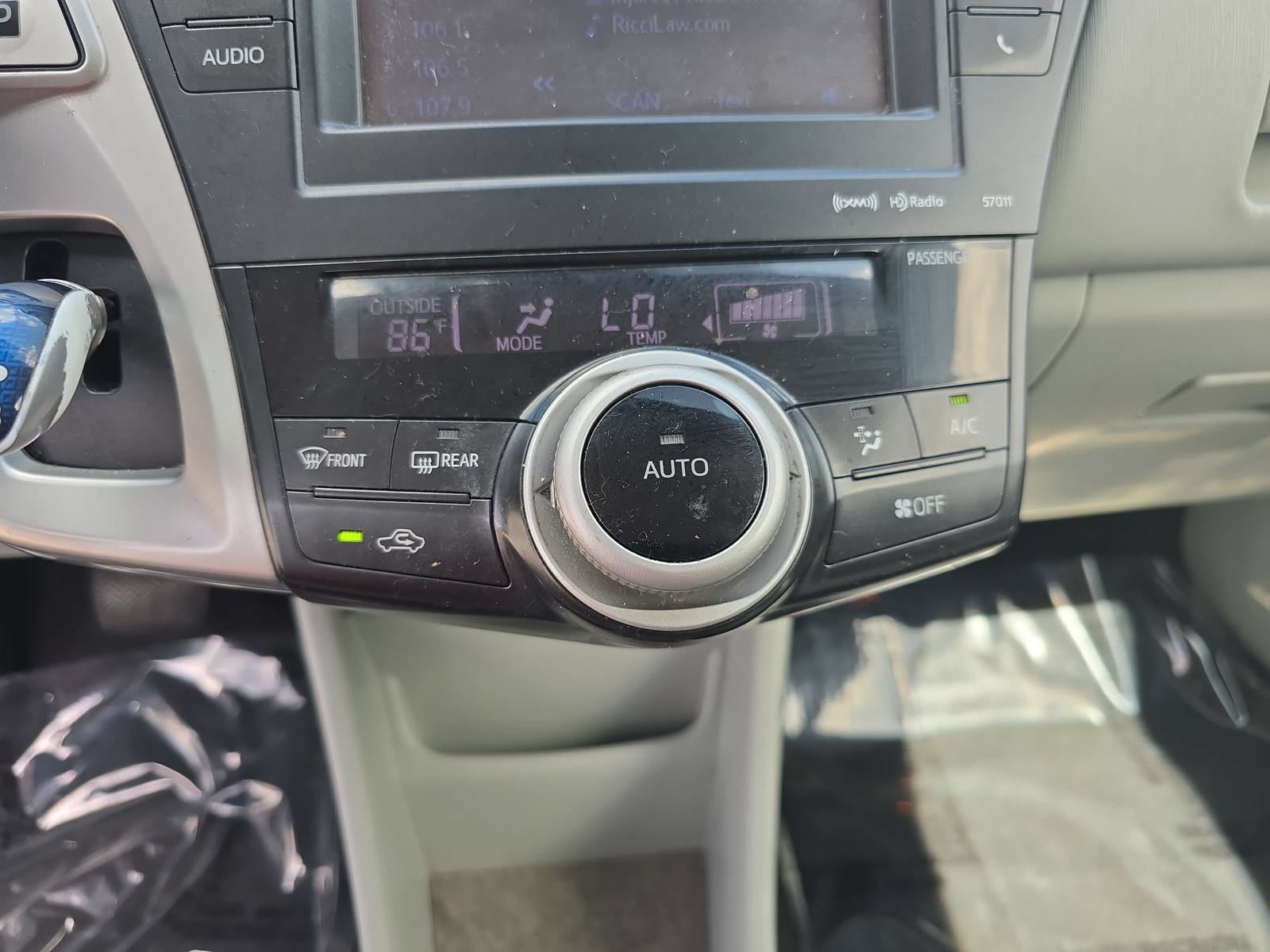 Used 2012 Toyota Prius V Five FWD image 20