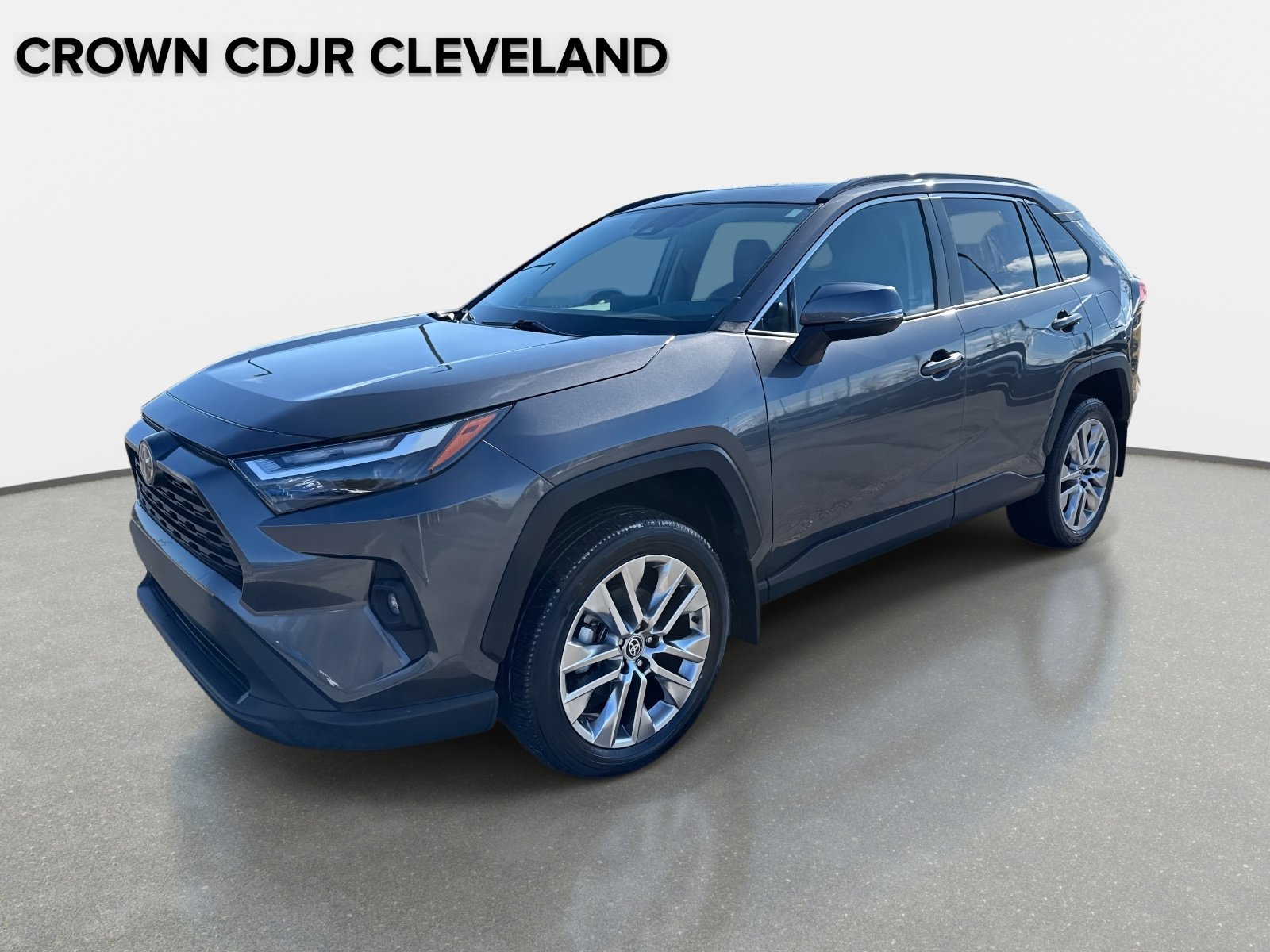 Used 2024 Toyota RAV4 XLE Premium image 8