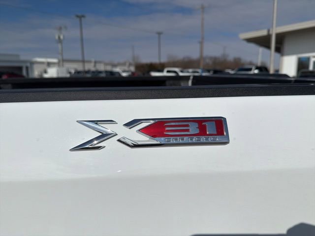 New 2026 GMC Sierra 1500 SLT w/ SLT Premium Plus Package image 14