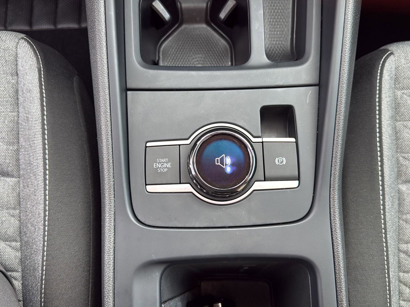 Certified 2025 Volkswagen Tiguan S image 16