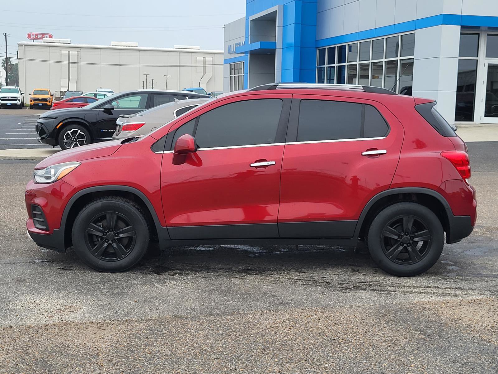Used 2019 Chevrolet Trax LT w/ Driver Confidence Package image 2