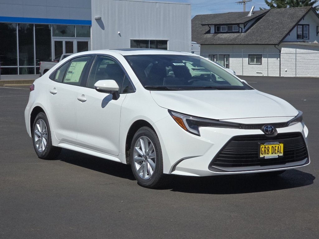 New 2026 Toyota Corolla XLE FWD image 2