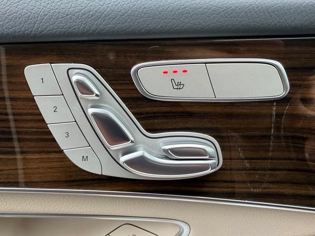 Used 2018 Mercedes-Benz GLC 300 4MATIC image 15