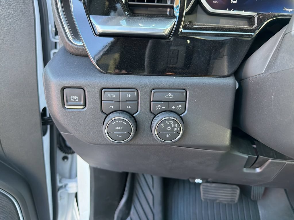 New 2026 Chevrolet Silverado 1500 LT Trail Boss w/ Convenience Package II AWD/4WD image 23