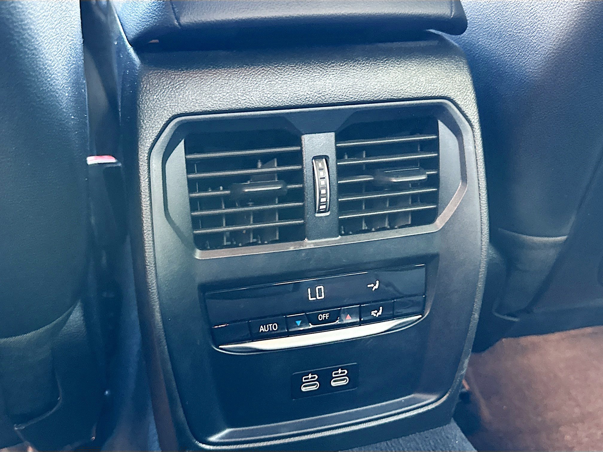 Certified 2023 BMW 330i Sedan w/ Driving Assistance Package RWD image 25