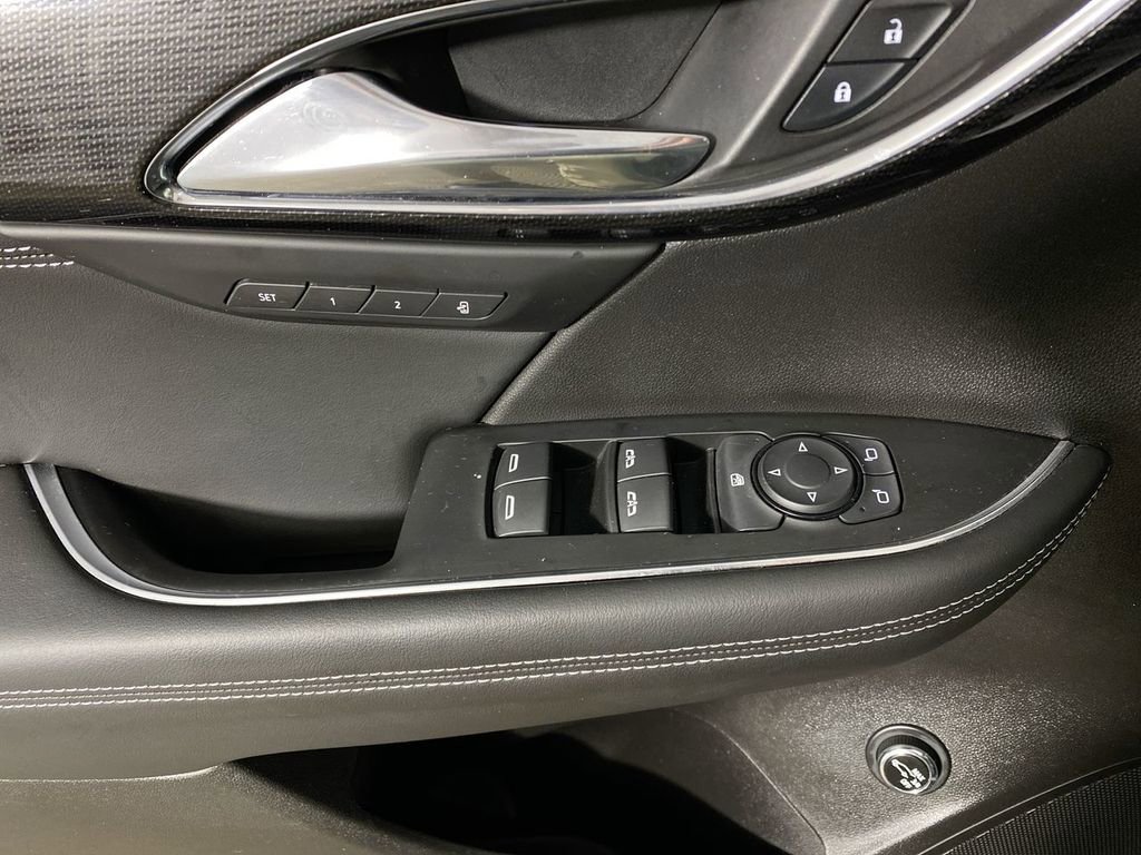 Certified 2023 Buick Envision Essence FWD image 13