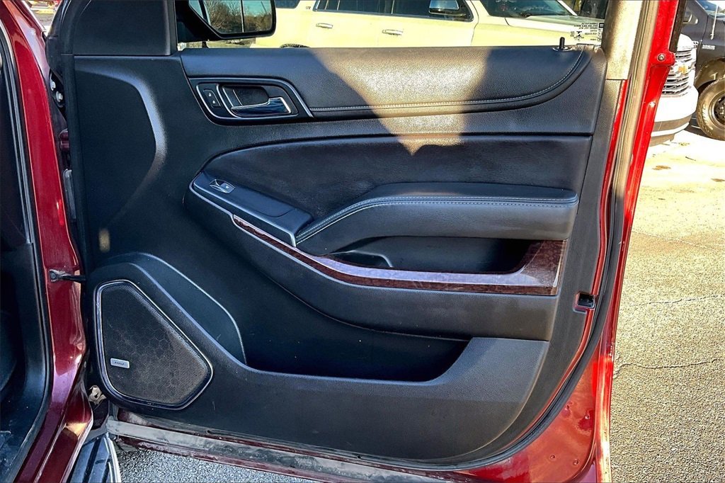 Used 2019 GMC Yukon XL SLT image 24