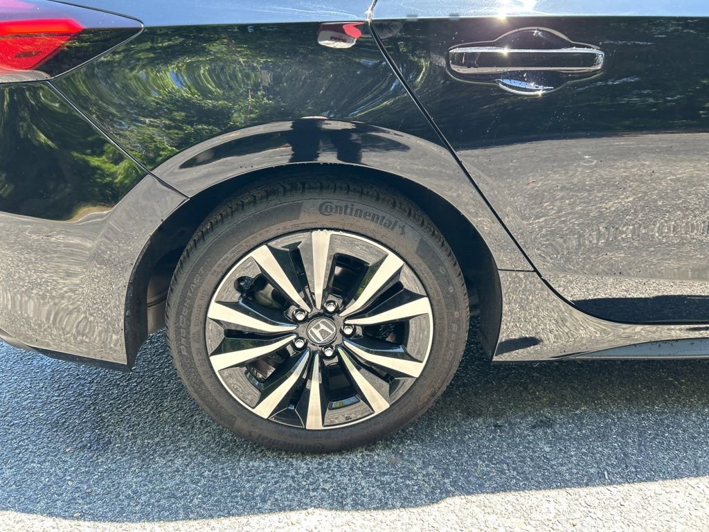 Used 2024 Honda Civic EX-L image 9