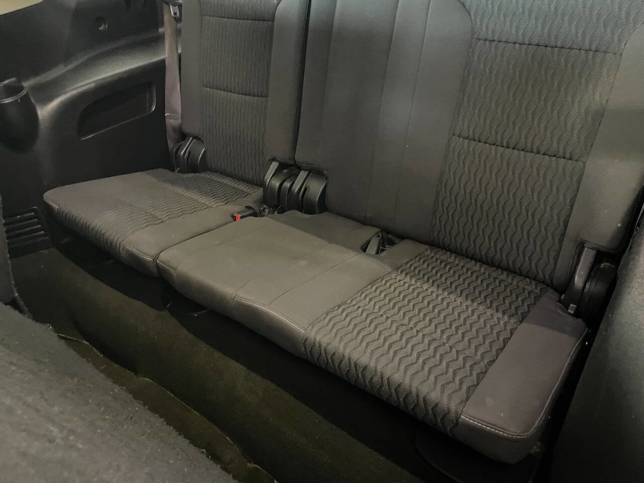 Used 2016 GMC Yukon XL SLE w/ Convenience Package image 23