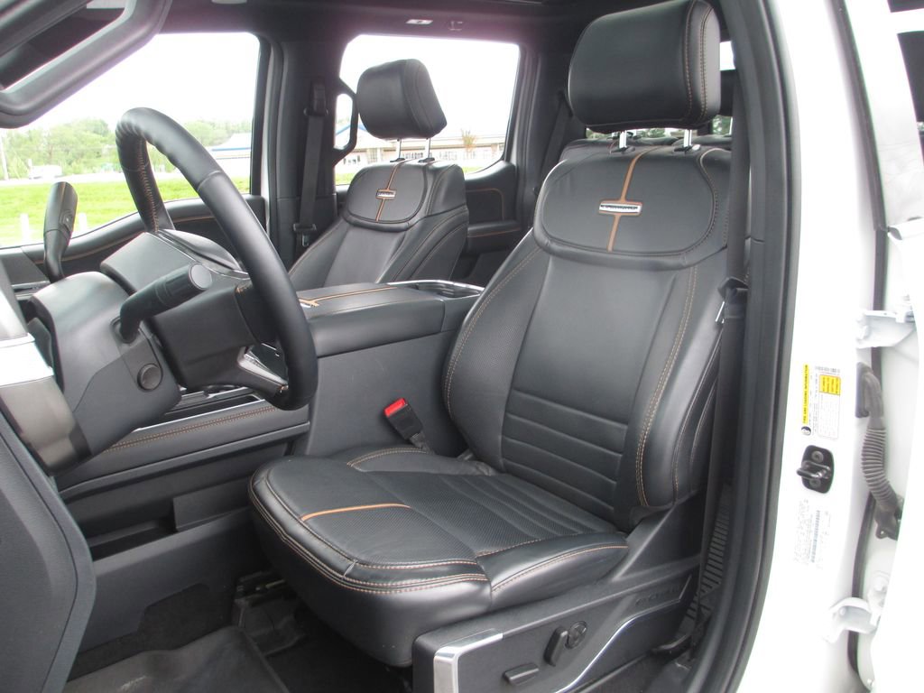 Used 2024 Ford F350 Platinum w/ Tremor Off-Road Package AWD/4WD image 20